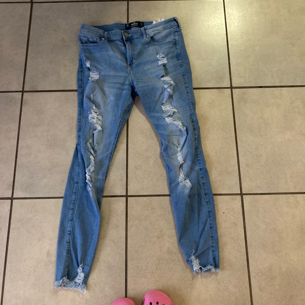 Hollister distressed jeans 15R W32 L30